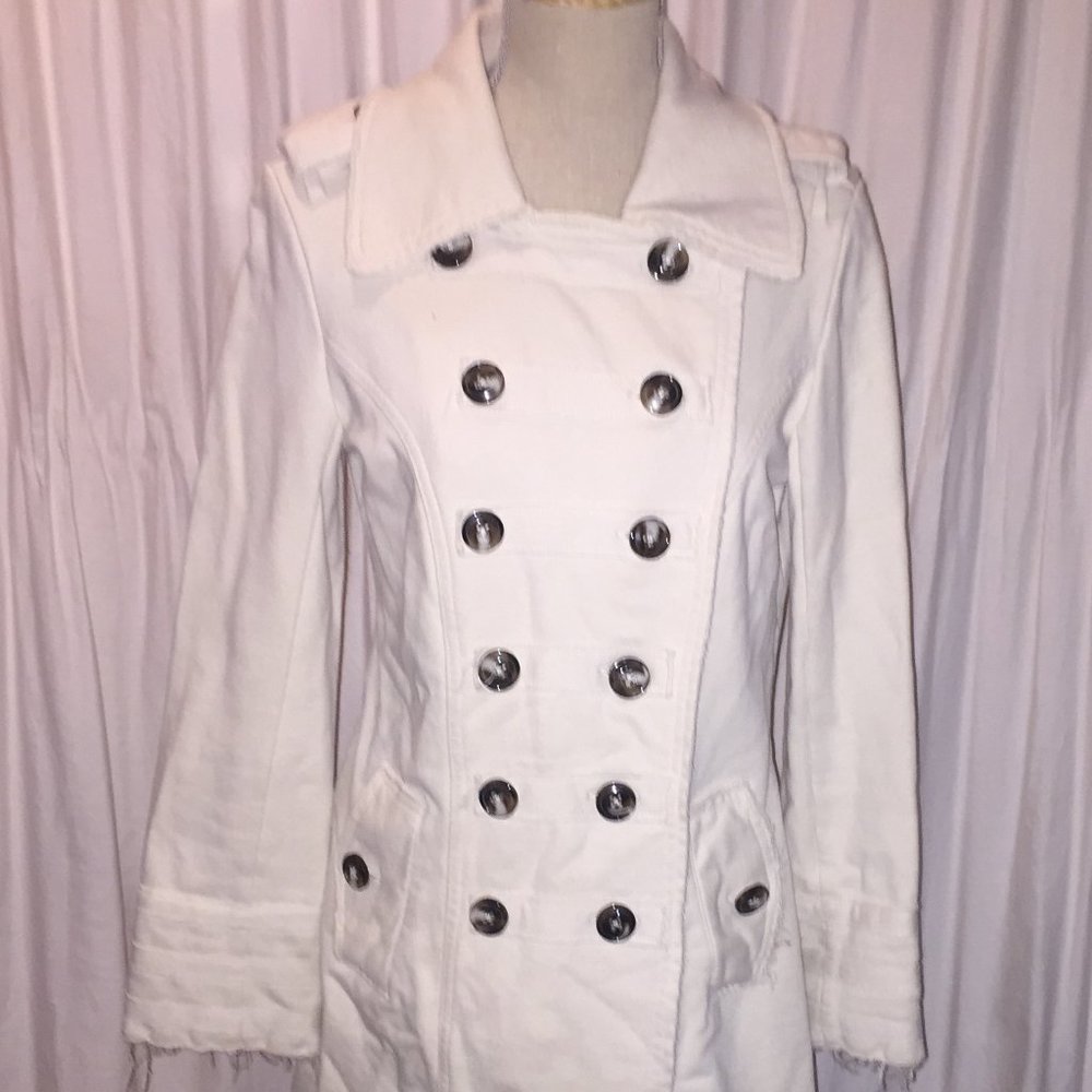 G.E.T. equipment general technique Beige Trench